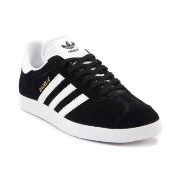 adidas Shoes - 🆕 Adidas black suede leather sneaker shoes